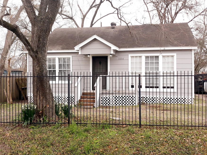 1034 Saint Clair St, Houston, TX 77088 - photo 1