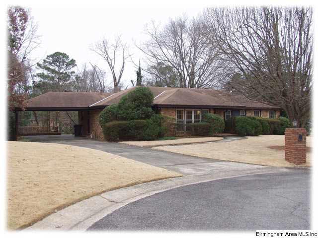 Welcome to 1325 Panorama Circle!