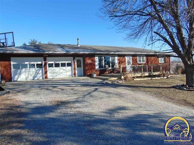 13330 142nd Rd, Hoyt, KS 66440 - photo 1