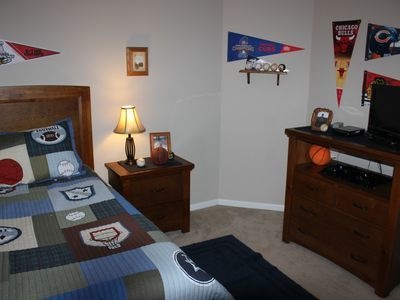 107 Pine Hill Dr, North Aurora, IL 60542 - photo 1