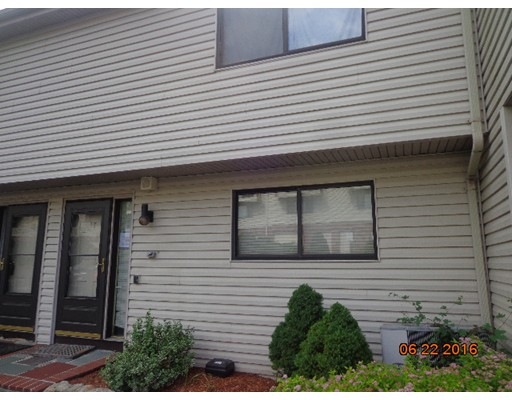 1695 Nshore unit 17, Revere, MA 02151 - photo 1