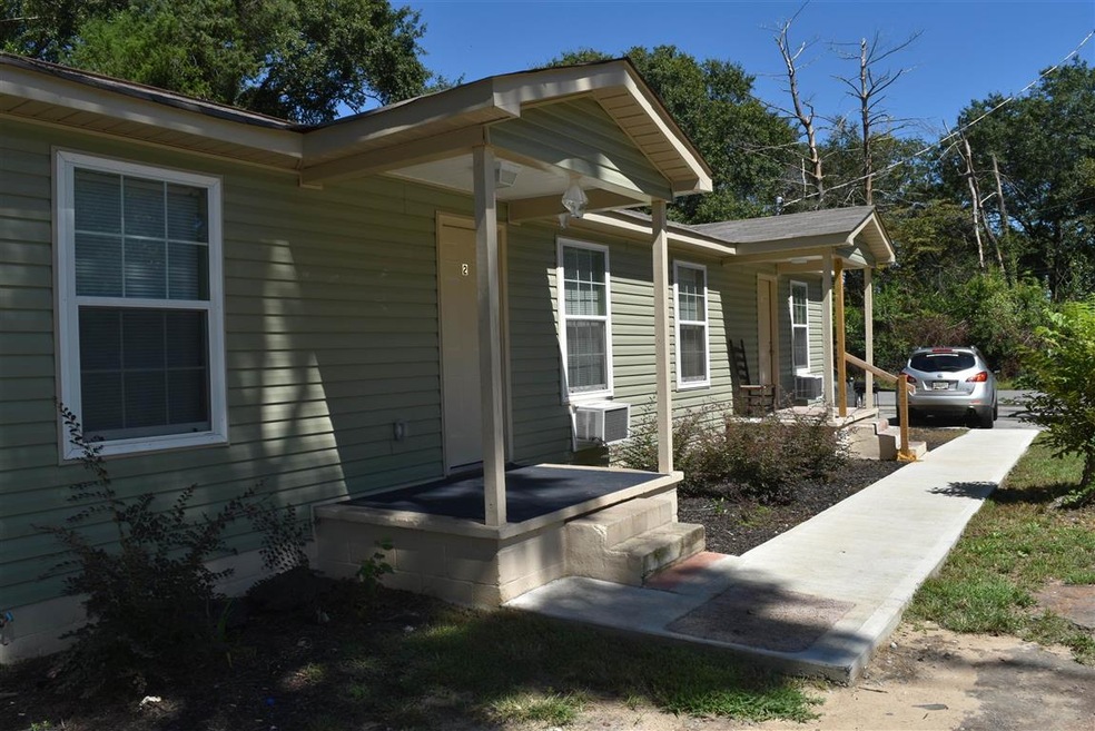 125 N 2nd St, Warner Robins, GA 31093 - photo 1