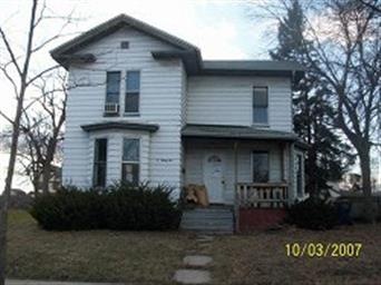 235 N Jefferson St, Bay City, MI 48708 - photo 1