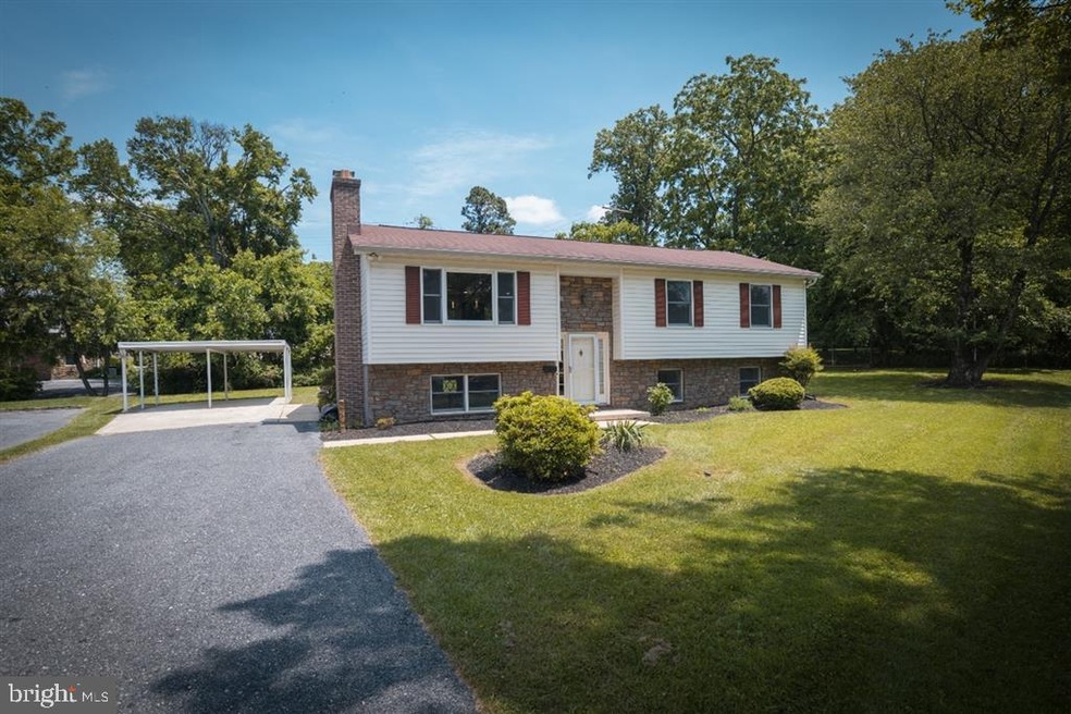 8822 Stonehaven Rd, Randallstown, MD 21133 - photo 1