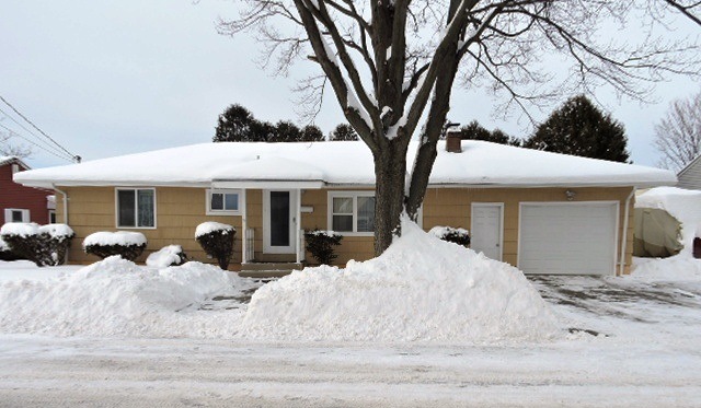 12 Richard St, Winooski, VT 05404 - photo 1