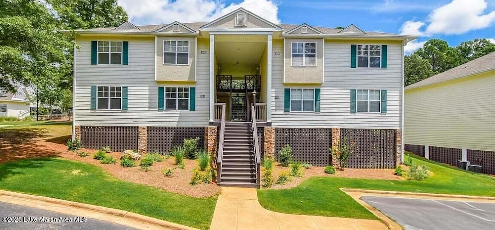 For Sale $225,000 • Co-Listing Agent