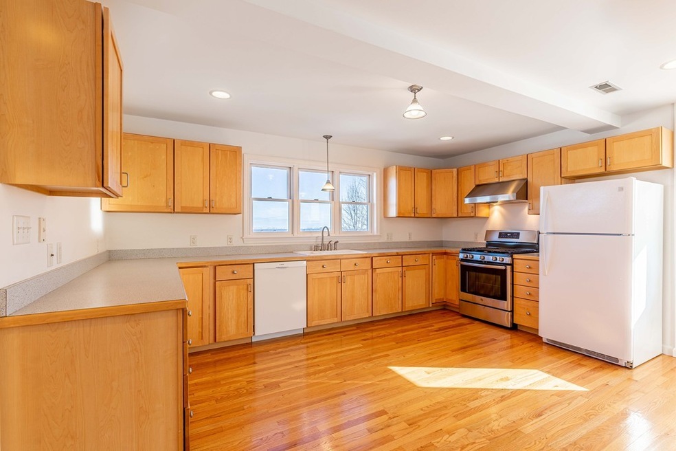 119 Water St unit 2, Newburyport, MA 01950 - photo 1