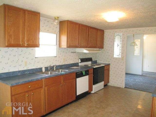 218 Walthall Rd, Jackson, GA 30233 - photo 1