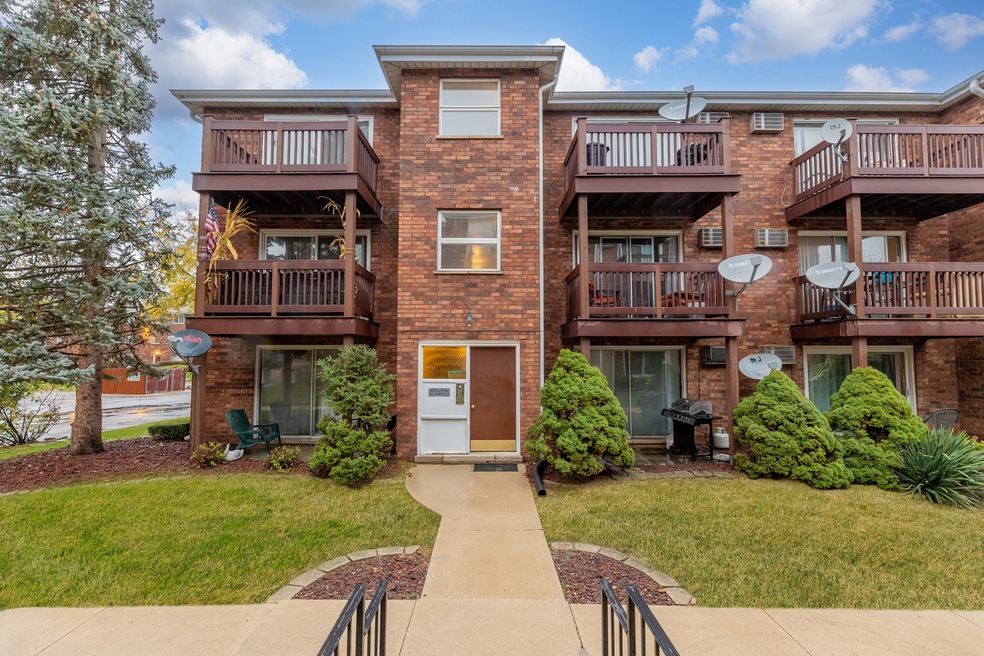 14800 Kilpatrick Ave unit 306, Midlothian, IL 60445 - photo 1