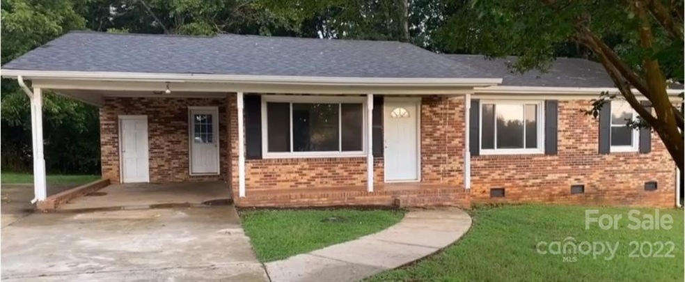 520 April Dr, Shelby, NC 28152 - photo 1