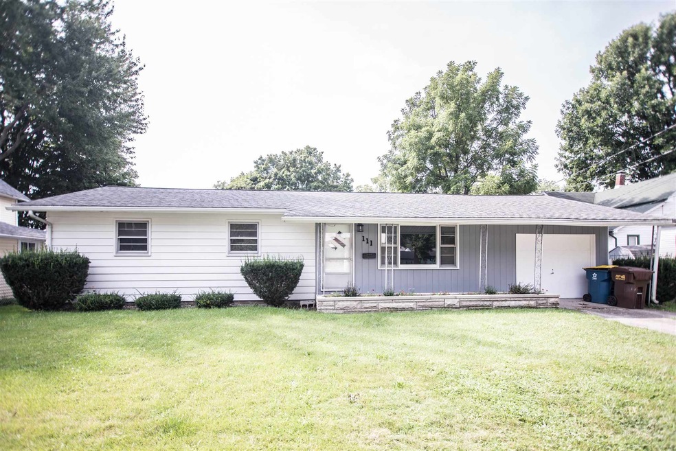 111 W 3rd St, Auburn, IN 46706 - photo 1