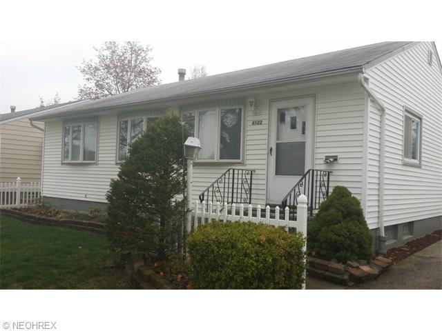 well maintained vinyl sided ranch in area of nice 
