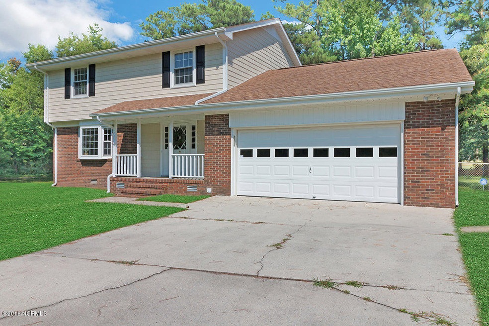 209 Cambridge Ct, Jacksonville, NC 28546 - photo 1