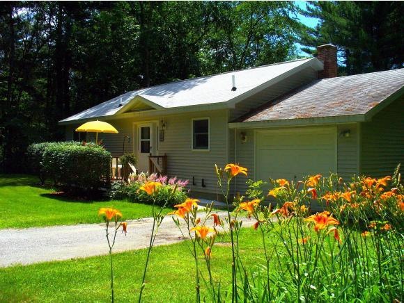 1154 Park St, North Bennington, VT 05257 - photo 1