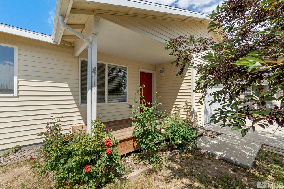 11 Kate Peak Ct, Dayton, NV 89403 - photo 1