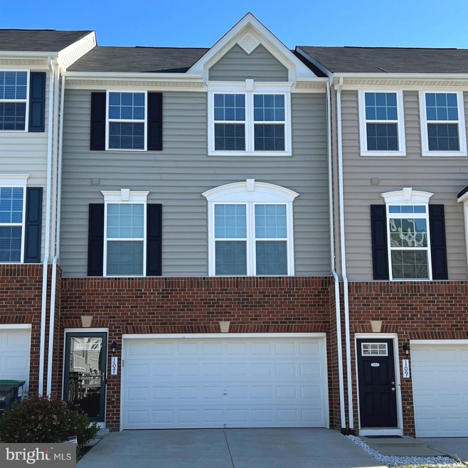 Sold $415,000 • Co-Listing Agent