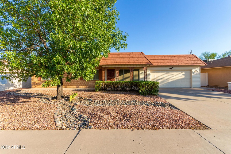 9827 W Wrangler Dr, Sun City, AZ 85373 - photo 1