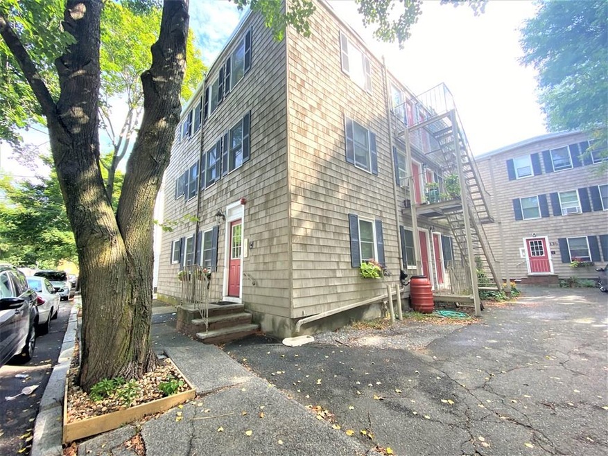 13 March St unit 4, Salem, MA 01970 - photo 1