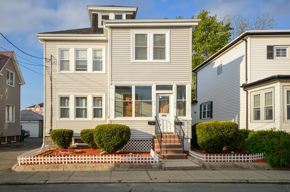 9 River Street Place unit 2, Lynn, MA 01905 - photo 1