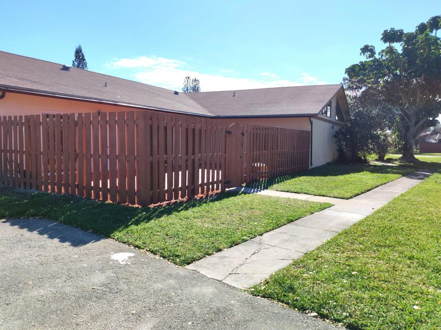 1080 Summit Place Cir unit A, West Palm Beach, FL 33415 - photo 1