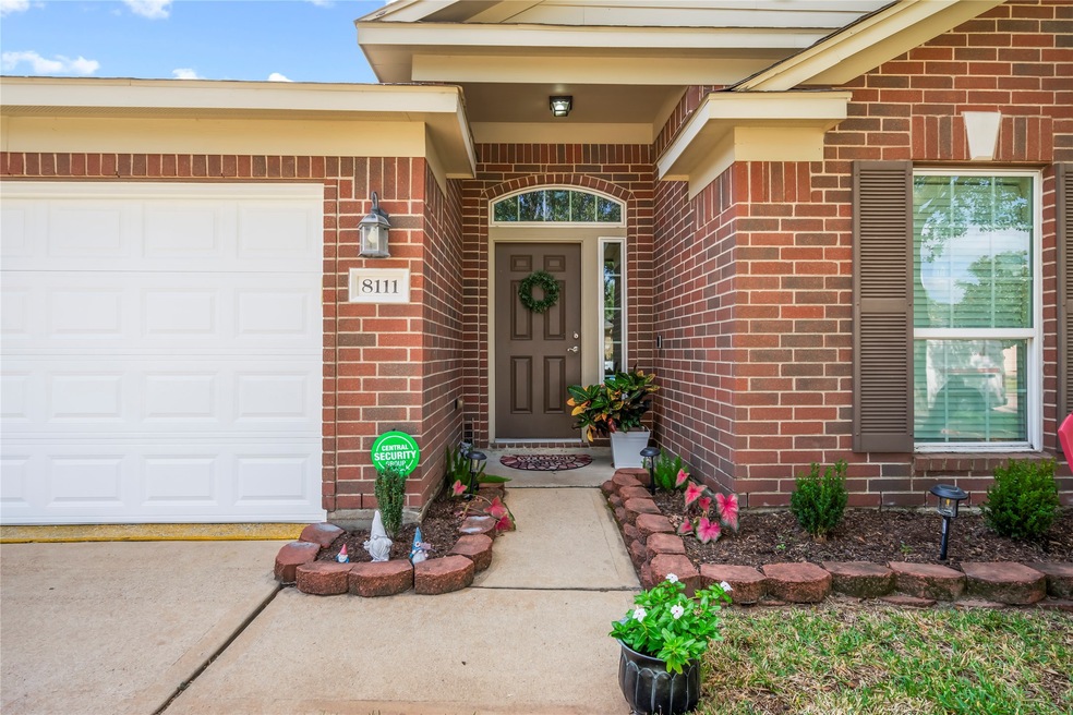 8111 Pavona Ridge Ln, Houston, TX 77040 - photo 1