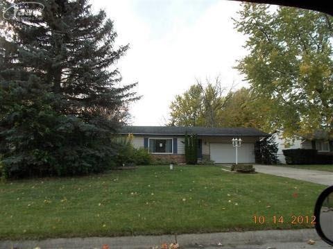 3330 Southgate Dr, Flint, MI 48507 - photo 1