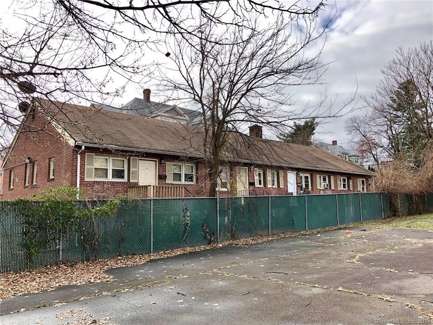 272 S Marshall St, Hartford, CT 06105 - photo 1