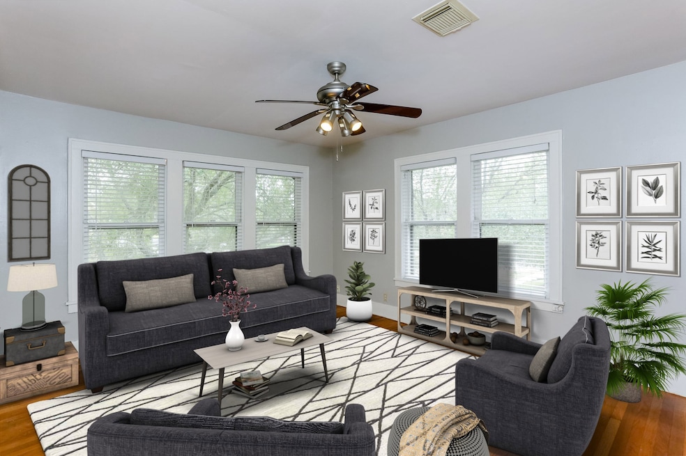 1660 Kipling St unit 4, Houston, TX 77006 - photo 1