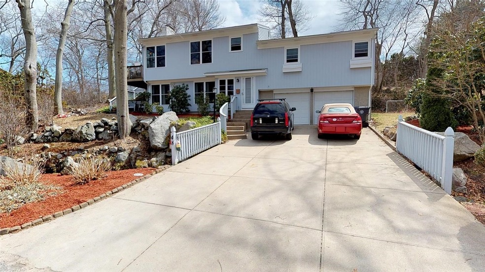 48 Rip Van Winkle Cir, Warwick, RI 02886 - photo 1