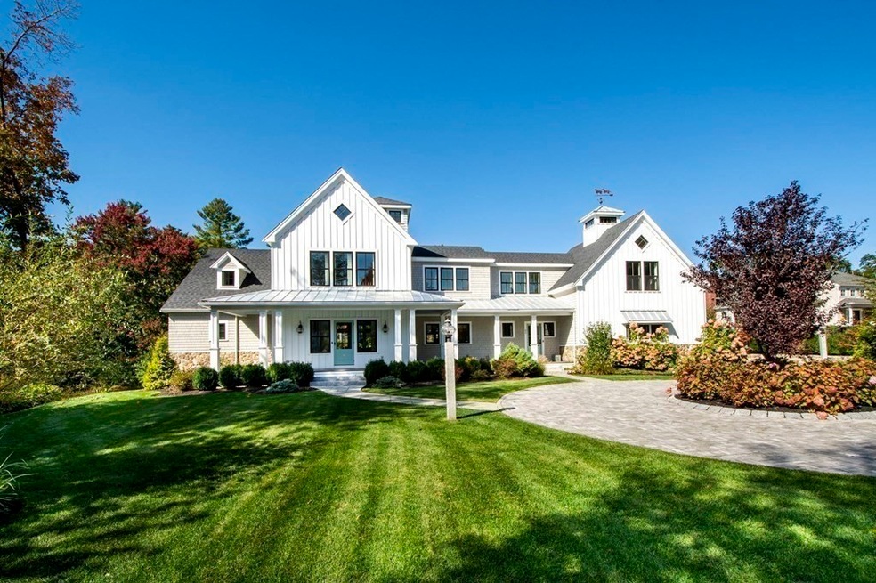 55 Canoe Club Ln, Pembroke, MA 02359 - photo 1