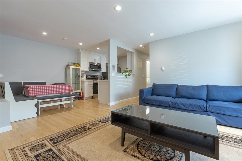 780 Willard St unit C3, Quincy, MA 02169 - photo 1