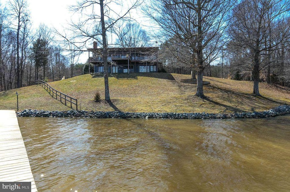 306 Pine Dr, Louisa, VA 23093 - photo 1