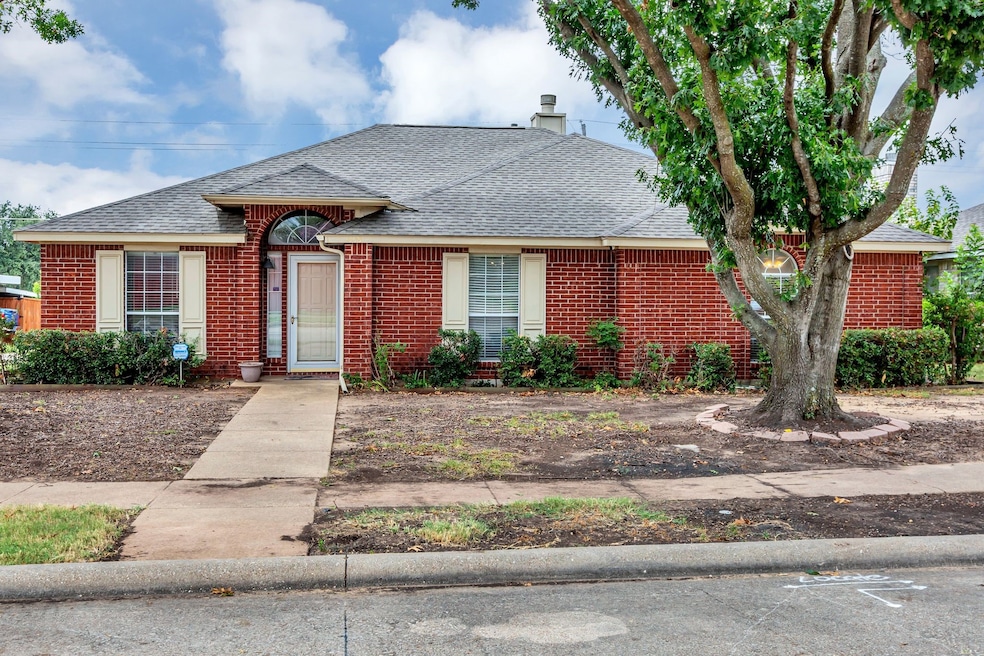 Pending $210,000 • Co-Listing Agent