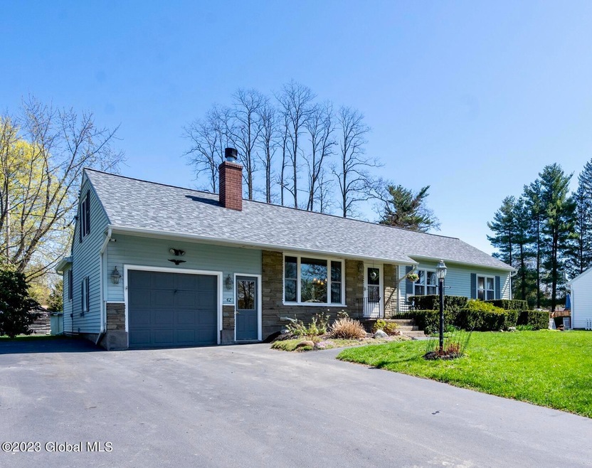 42 Maplewood Dr Ballston Lake NY-3