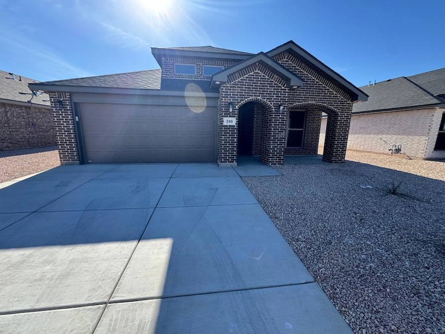 240 Trailblazer Ln, Odessa, TX 79765 - photo 1