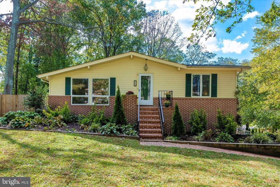 617 Blankner Rd, Sykesville, MD 21784 - photo 1