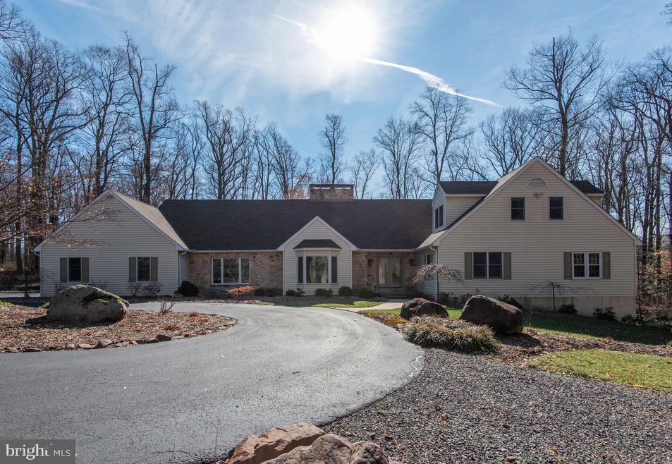 708 Cadmus Rd, Pottstown, PA 19465 - photo 1