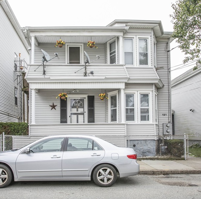 121 Plain St, Fall River, MA 02723 - photo 1
