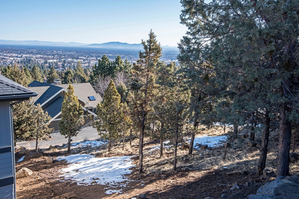 1238 NW Remarkable Dr Bend OR