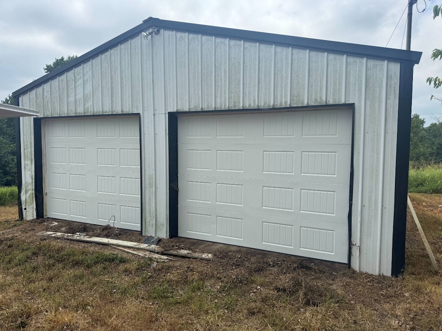 583 Austin Tracy Rd, Lucas, KY 42156 - photo 1