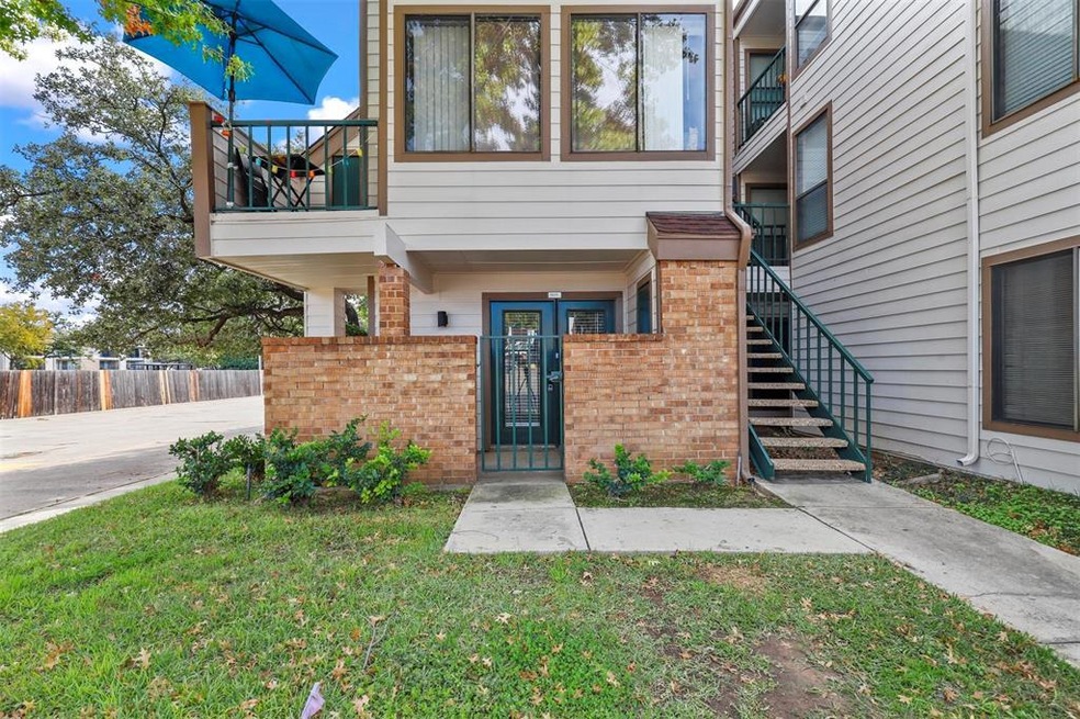 2300 Bamboo Dr unit N111, Arlington, TX 76006 - photo 1