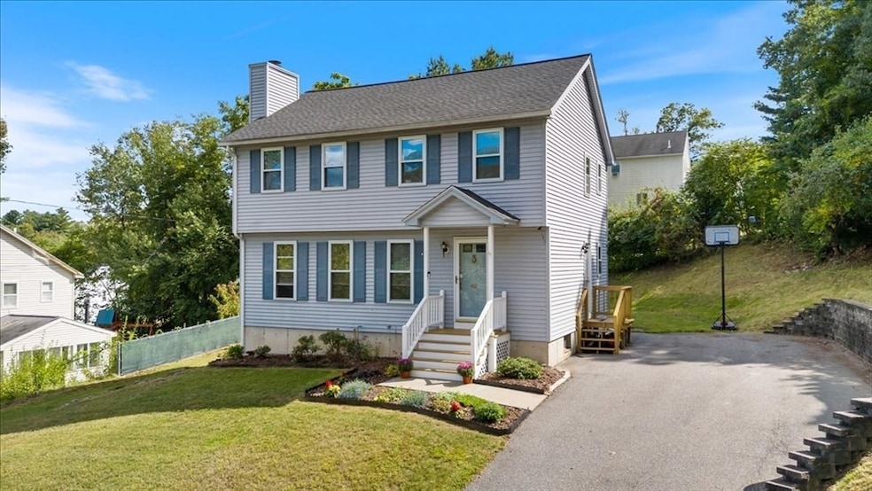 42 Brentwood Rd, Methuen, MA 01844 - photo 1