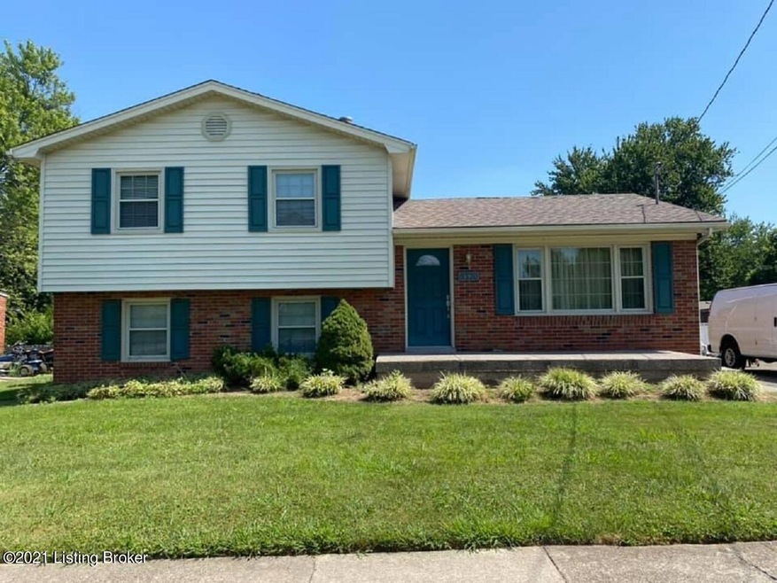 9320 Fairground Rd, Louisville, KY 40291 - photo 1