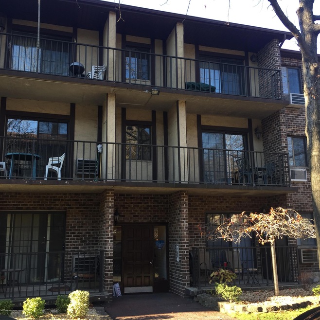 Foxwood Square unit 10, Staten Island, NY 10314 - photo 1