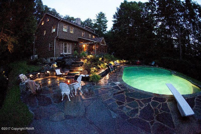 425 Roaring Brook Rd, East Stroudsburg, PA 18302 - photo 1