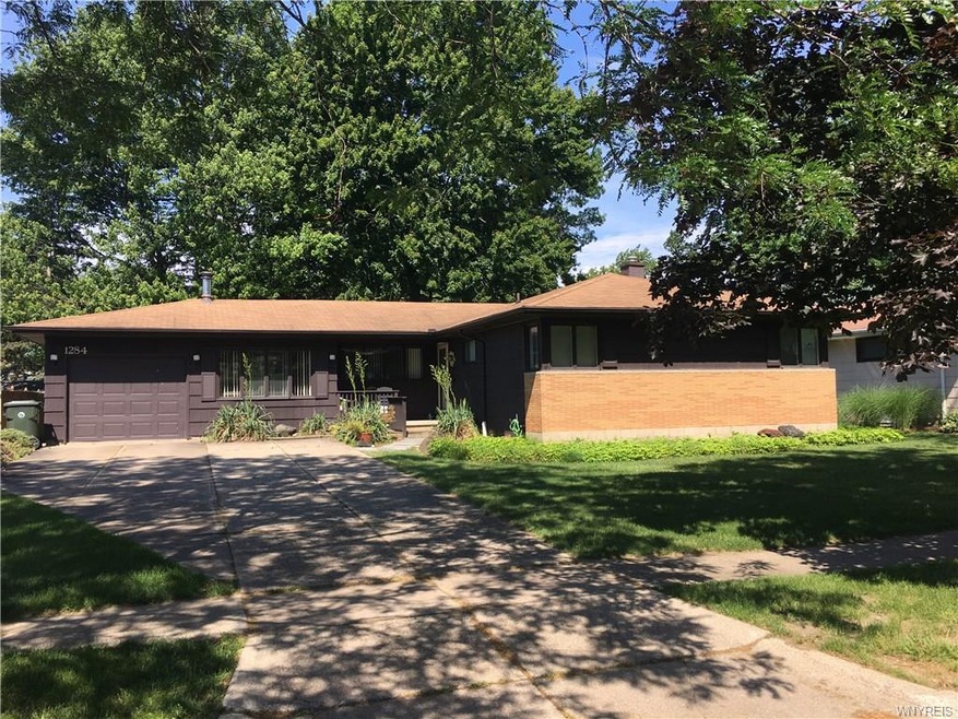 1284 Abington Place, North Tonawanda, NY 14120 - photo 1