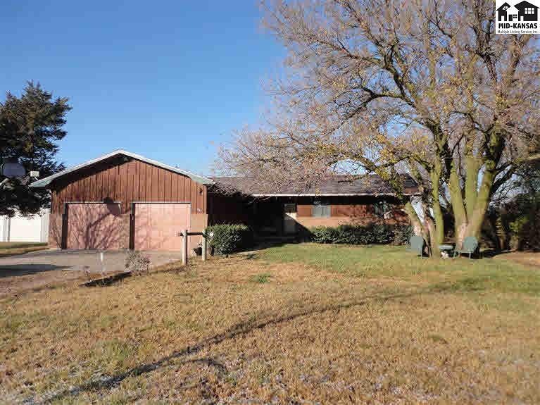 407 Myrtle St, Windom, KS 67491 - photo 1