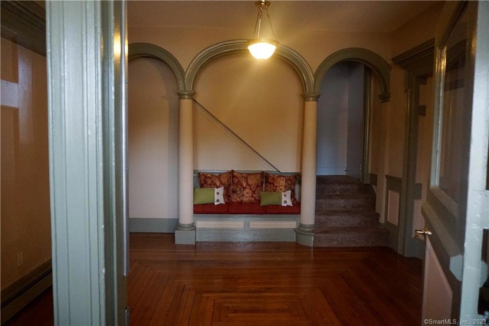 345 Winthrop Ave unit 2, New Haven, CT 06511 - photo 1