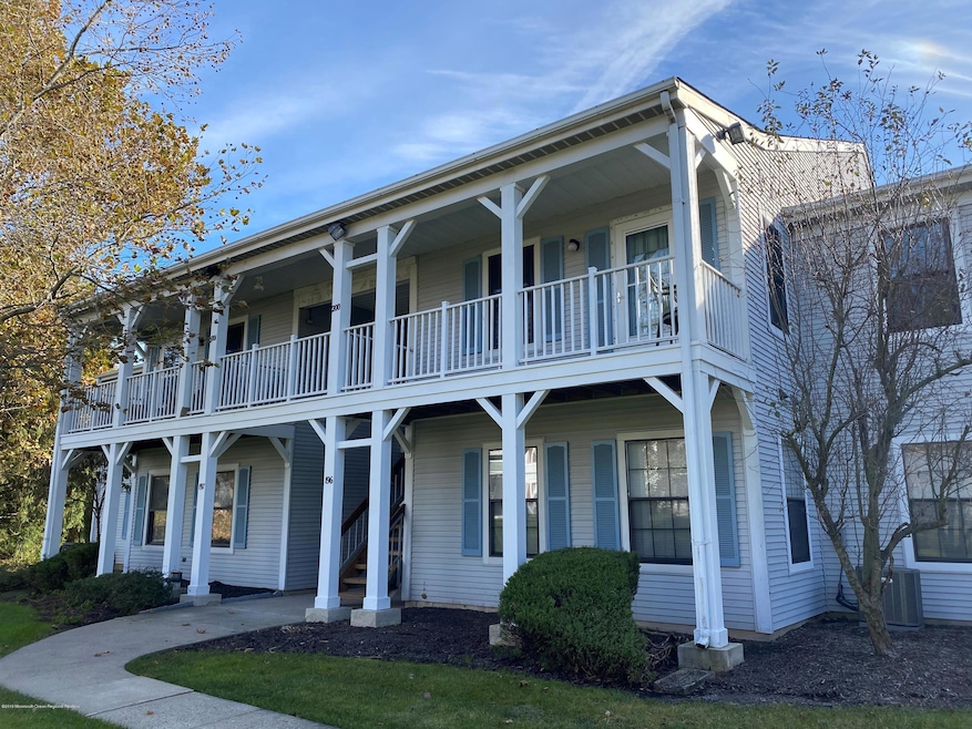 200 Wycoff Way unit 200, Middlesex, NJ 08846 - photo 1