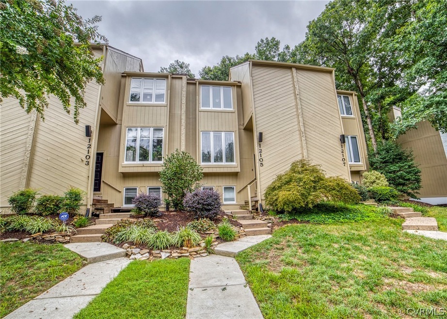12105 Shore View Dr unit 12105, Henrico, VA 23233 - photo 1
